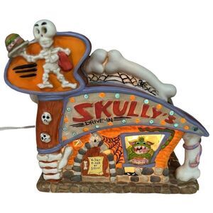 Midwest Creepy Skully’s Hollow drive-in diner lighted house